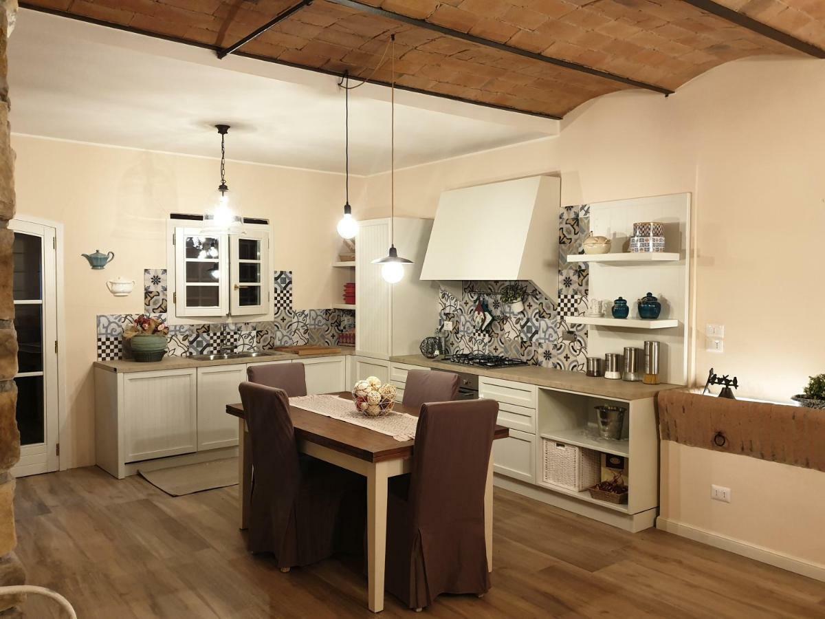 Il Leccio - Casa Toscana Il Fienile Gambassi Terme Bagian luar foto